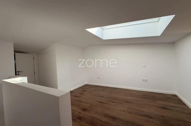 Apartamento T2 para Venda em Mafamude e Vilar do Paraíso Foto 36