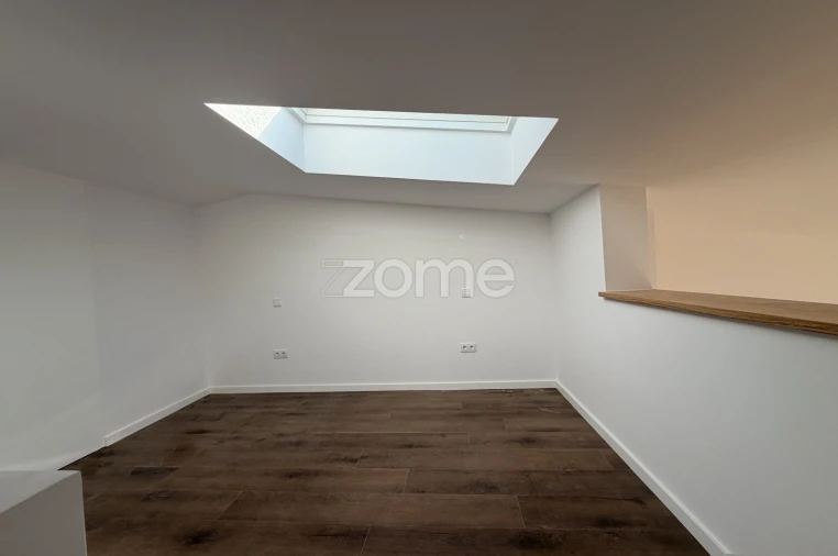 Apartamento T2 para Venda em Mafamude e Vilar do Paraíso Foto 37