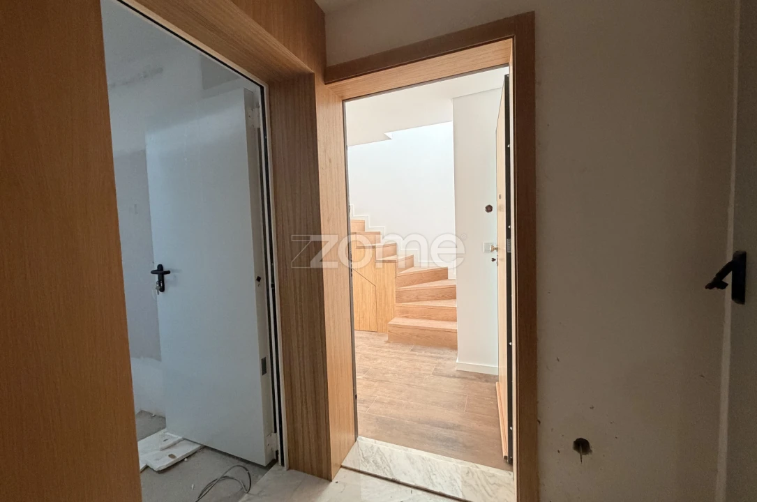 Apartamento T2 para Venda em Mafamude e Vilar do Paraíso Foto 12