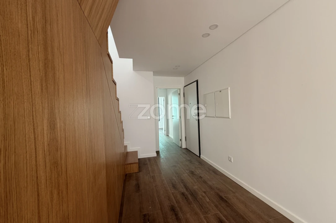 Apartamento T2 para Venda em Mafamude e Vilar do Paraíso Foto 15