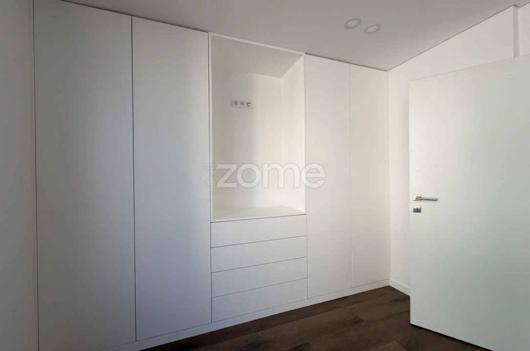 Apartamento T2 para Venda em Mafamude e Vilar do Paraíso Foto 33