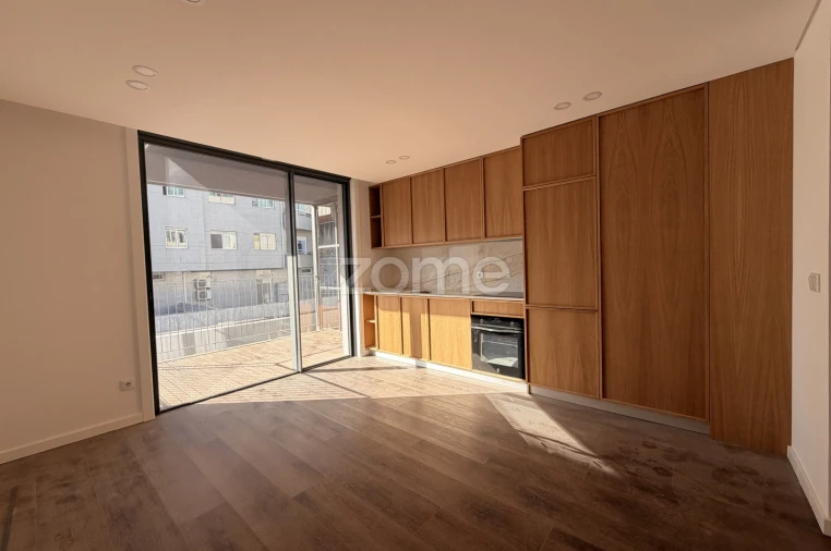 Apartamento T1 para Venda em Mafamude e Vilar do Paraíso Foto 12
