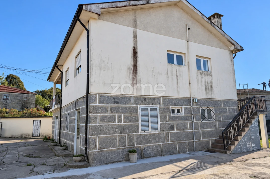 Moradia T3 para Venda em Esmeriz e Cabeçudos Foto 11