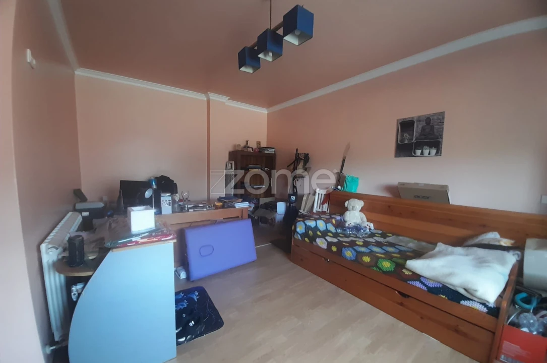 Moradia T3 para Venda em Meirinhas Foto 7
