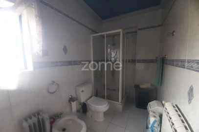Moradia T3 para Venda em Meirinhas
