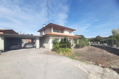 Moradia T3 para Venda em Meirinhas