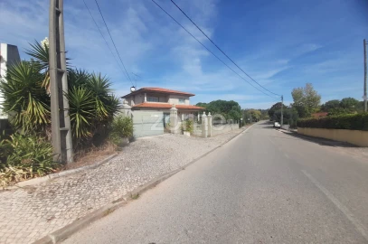 Moradia T3 para Venda em Meirinhas