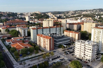 Apartamento T2 para Venda em Santo Antonio dos Olivais