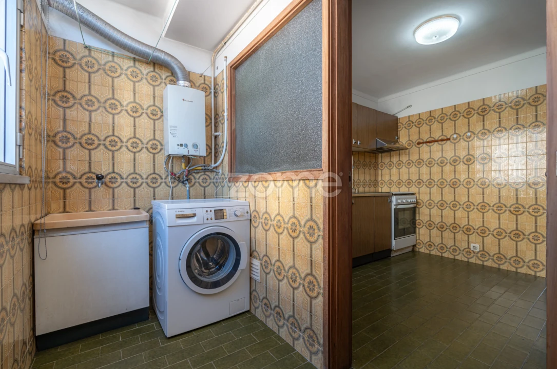 Apartamento T2 para Venda em Santo Antonio dos Olivais Foto 7