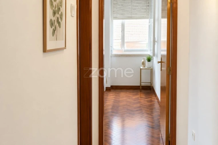 Apartamento T2 para Venda em Alvalade Foto 16