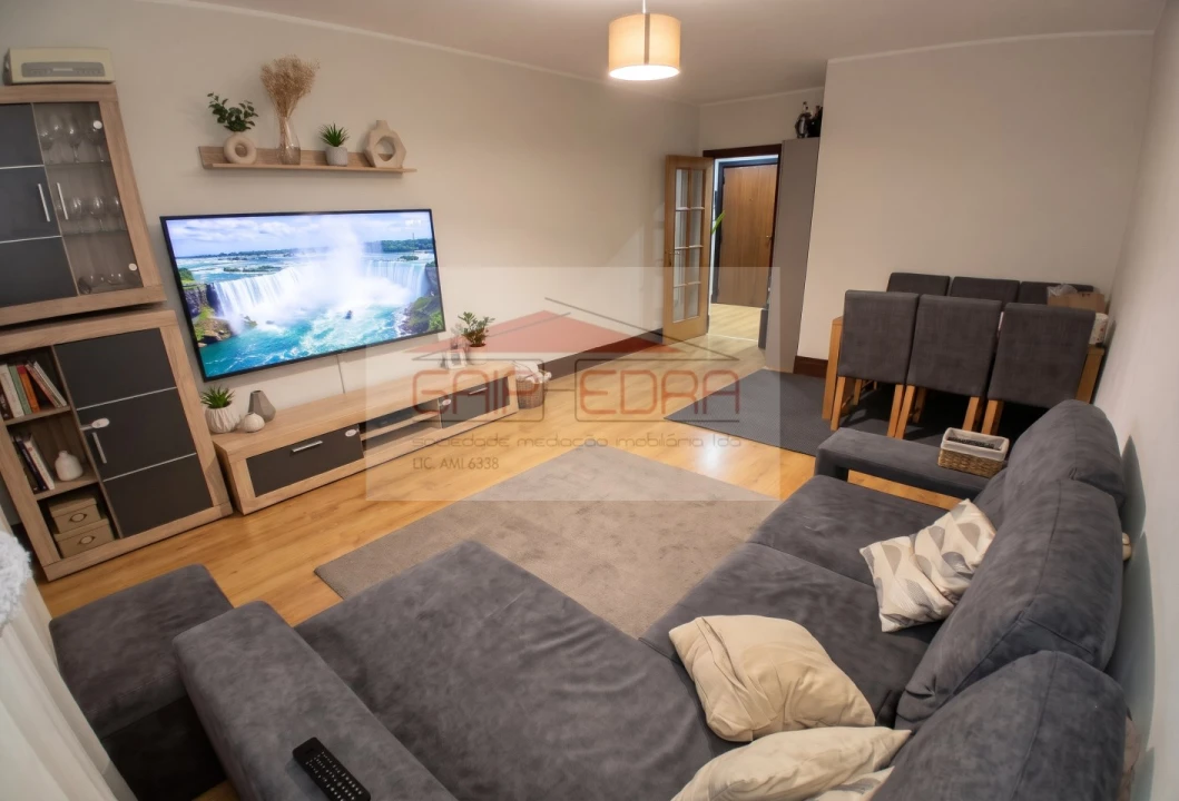 Apartamento T3 para Venda em Canelas Foto 5