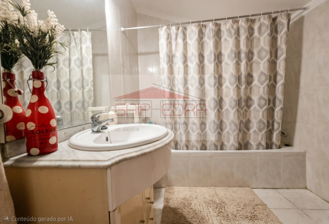 Apartamento T3 para Venda em Canelas Foto 17