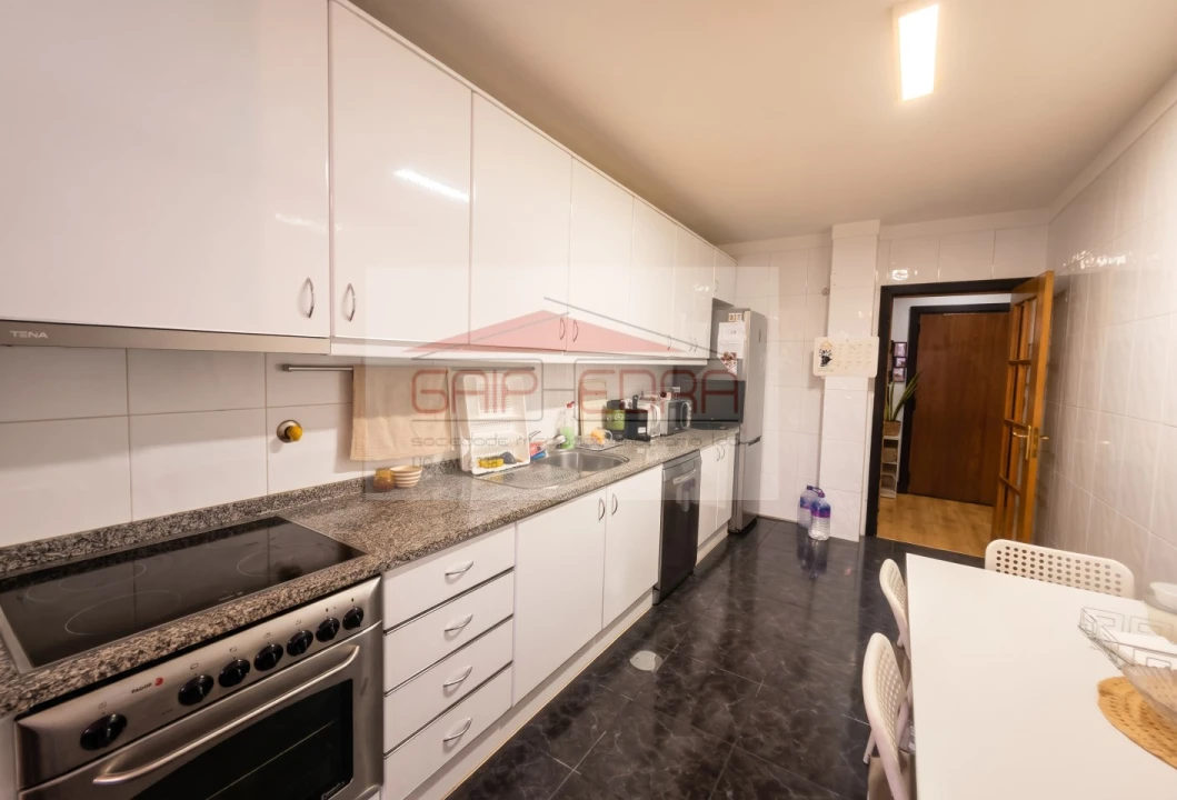 Apartamento T3 para Venda em Canelas Foto 7