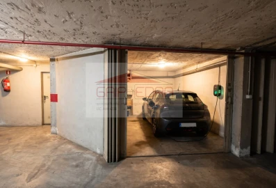 Apartamento T3 para Venda em Canelas