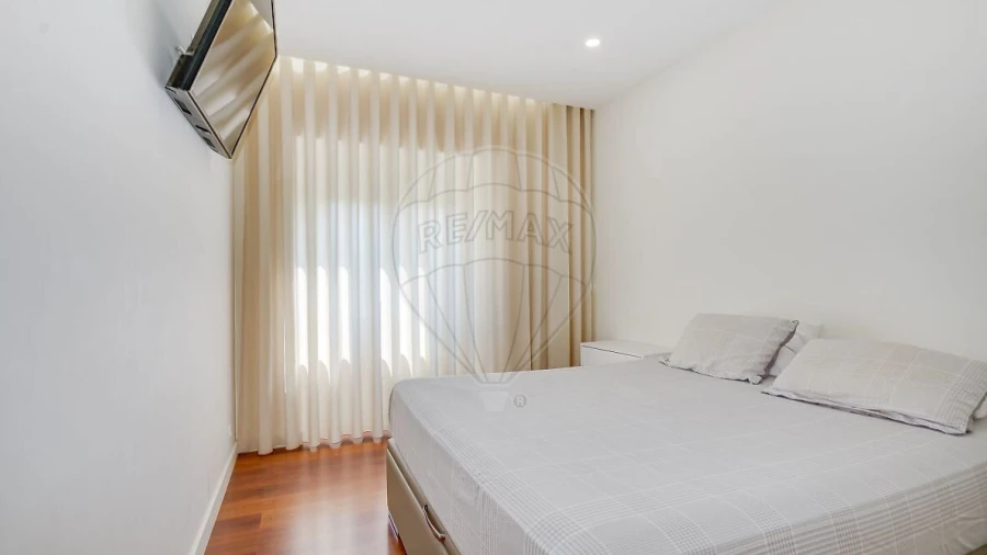 Apartamento T4 para Venda em Alvalade