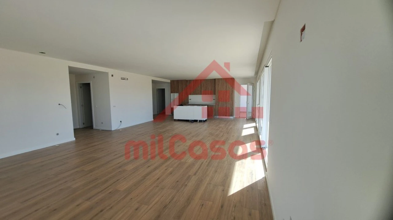 Moradia T3 para Venda em A dos Cunhados e Maceira Foto 28
