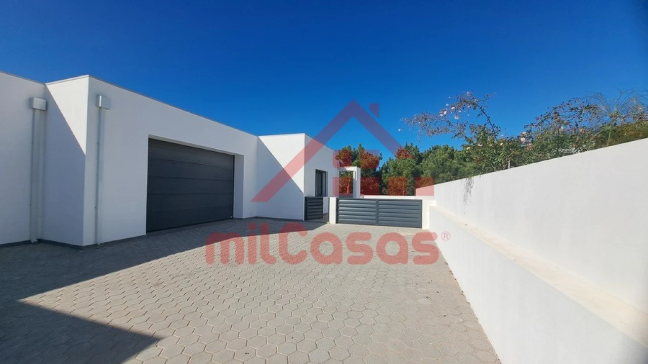 Moradia T3 para Venda em A dos Cunhados e Maceira Foto 31