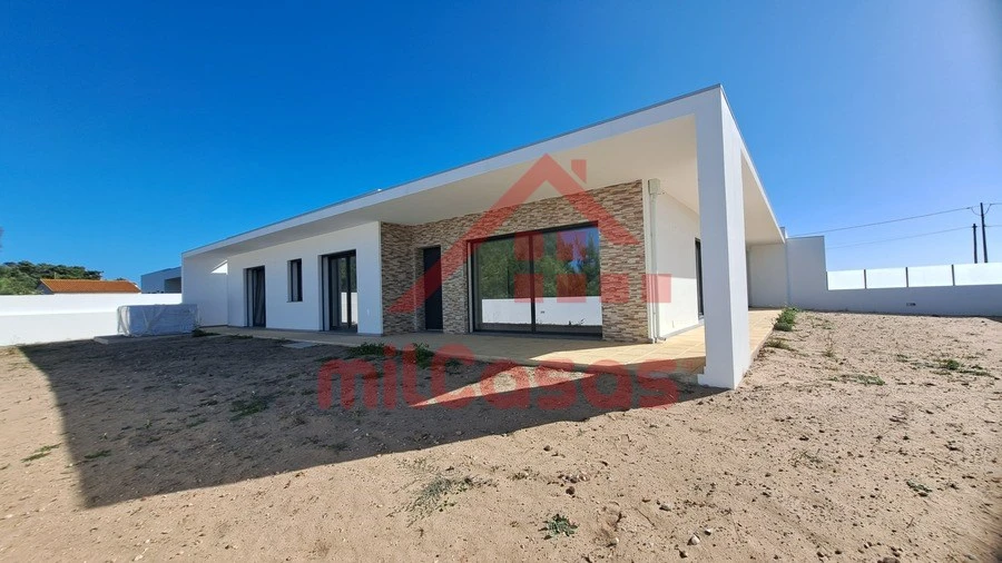Moradia T3 para Venda em A dos Cunhados e Maceira Foto 6