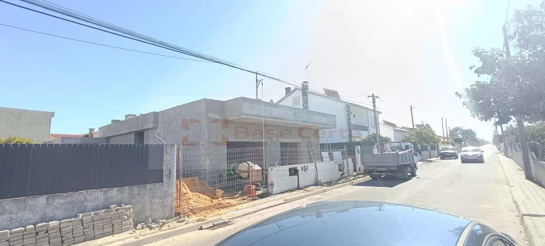 Moradia T3 para Venda em Fernao Ferro Foto 6