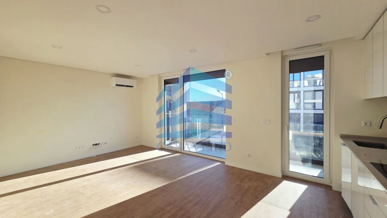 Apartamento T2 para Venda em Glória e Vera Cruz Foto 4