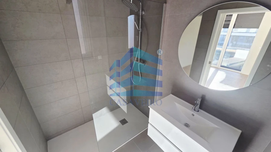 Apartamento T2 para Venda em Glória e Vera Cruz Foto 13