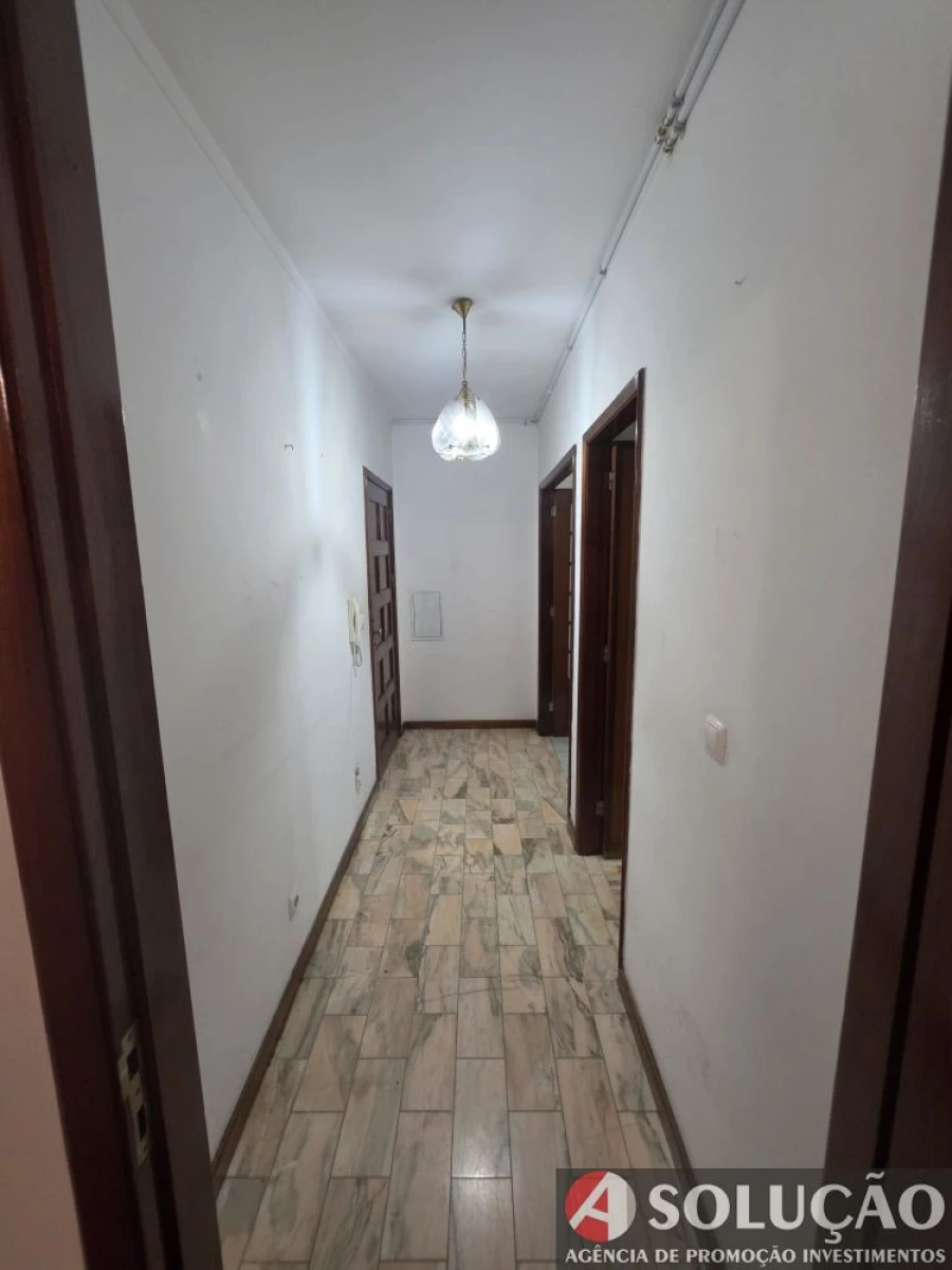 Apartamento T2 para Venda em Mafamude e Vilar do Paraíso Foto 10