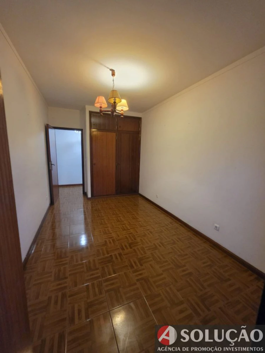Apartamento T2 para Venda em Mafamude e Vilar do Paraíso Foto 7