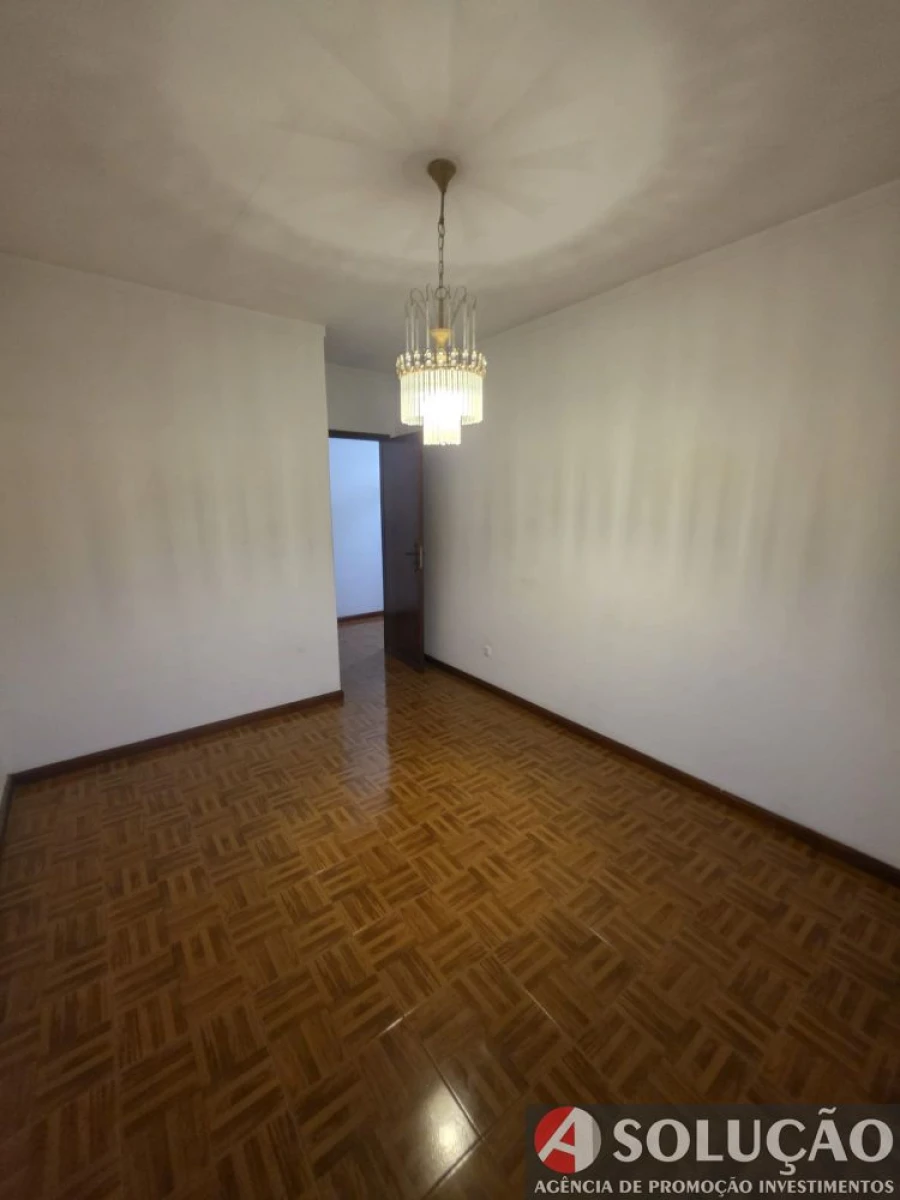 Apartamento T2 para Venda em Mafamude e Vilar do Paraíso Foto 17