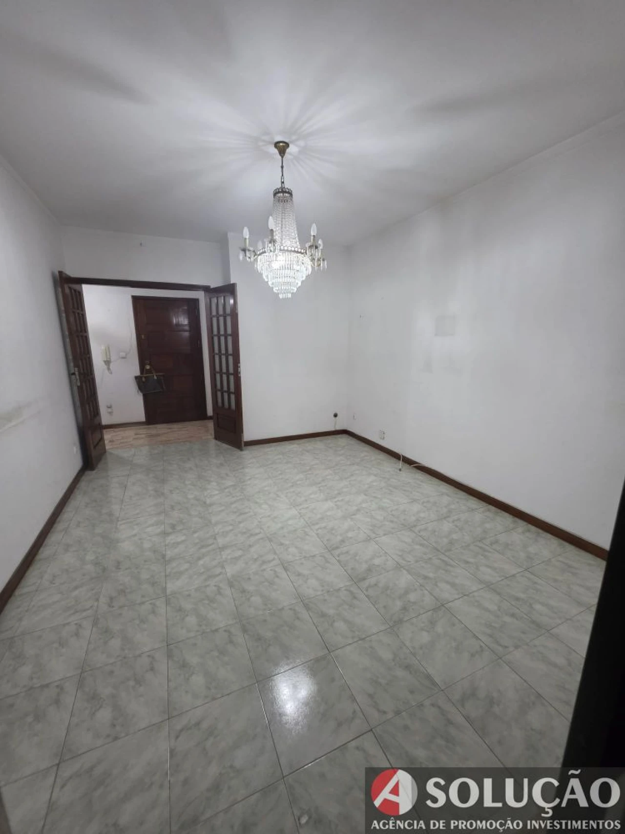 Apartamento T2 para Venda em Mafamude e Vilar do Paraíso Foto 4