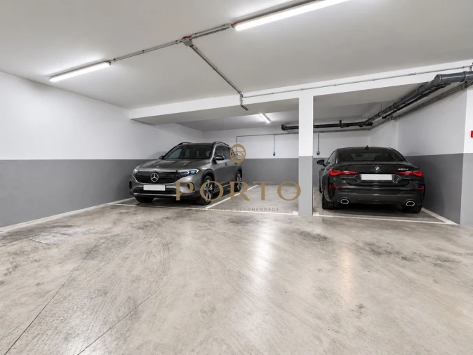 Apartamento T3 para Venda em Oliveira do Douro Foto 24