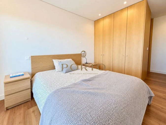 Apartamento T3 para Venda em Oliveira do Douro Foto 10