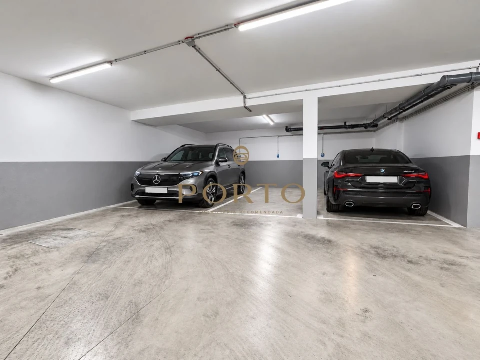 Apartamento T3 para Venda em Oliveira do Douro Foto 24