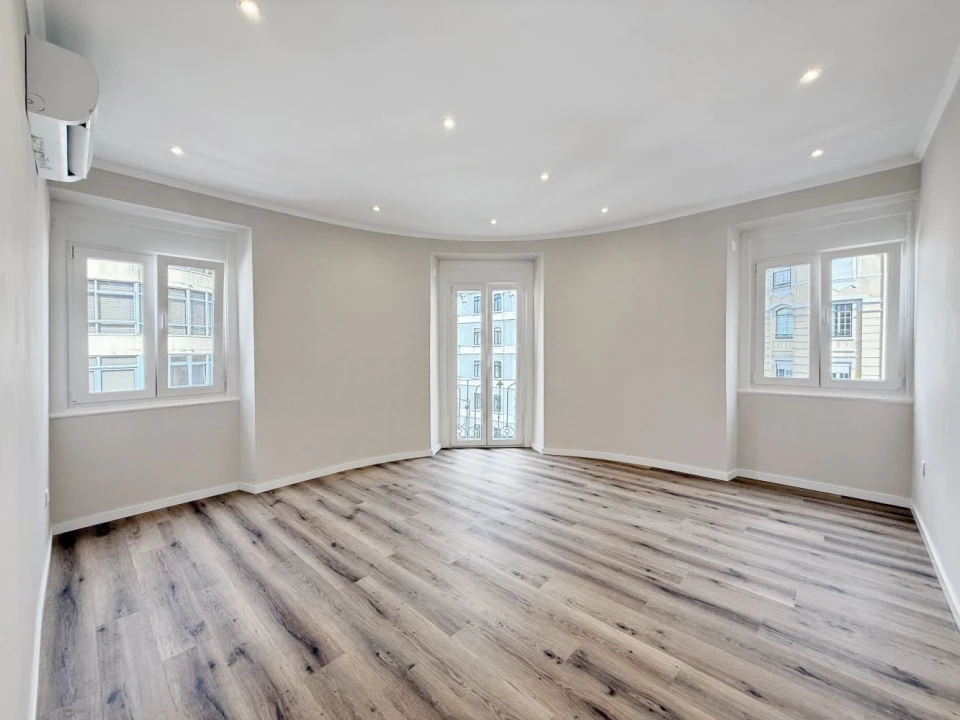 Apartamento T3 para Venda em Arroios Foto 1