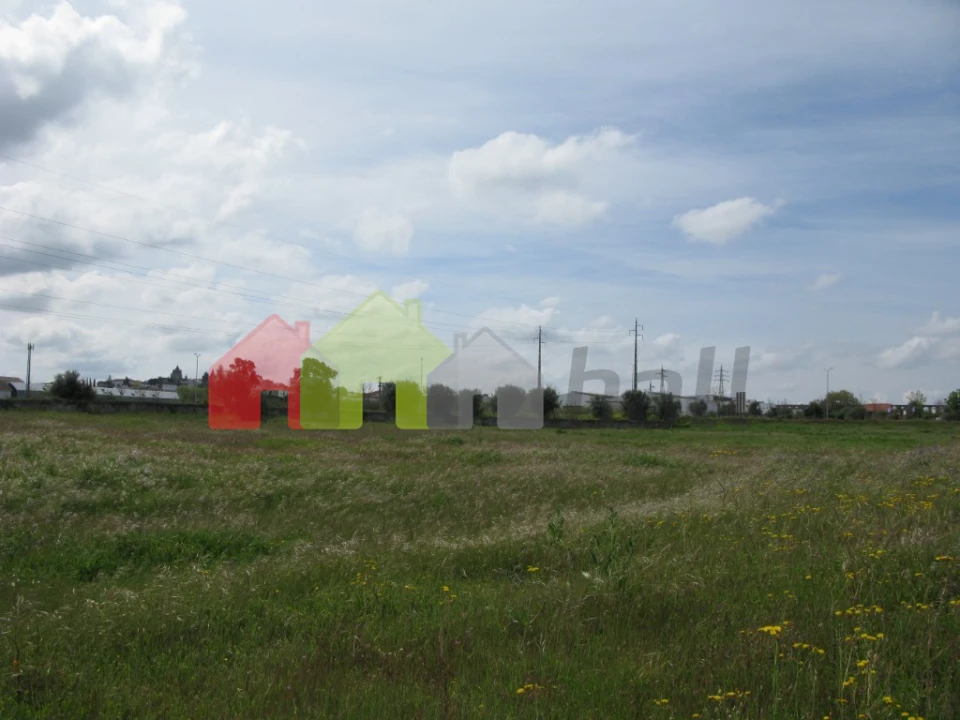 Terreno para Venda em Bacelo e Senhora da Saúde Foto 17