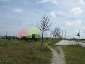 Terreno para Venda em Bacelo e Senhora da Saúde