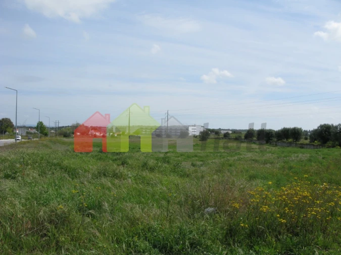 Terreno para Venda em Bacelo e Senhora da Saúde Foto 5