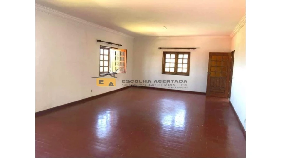 Quinta T3 para Venda em Roriz Foto 5