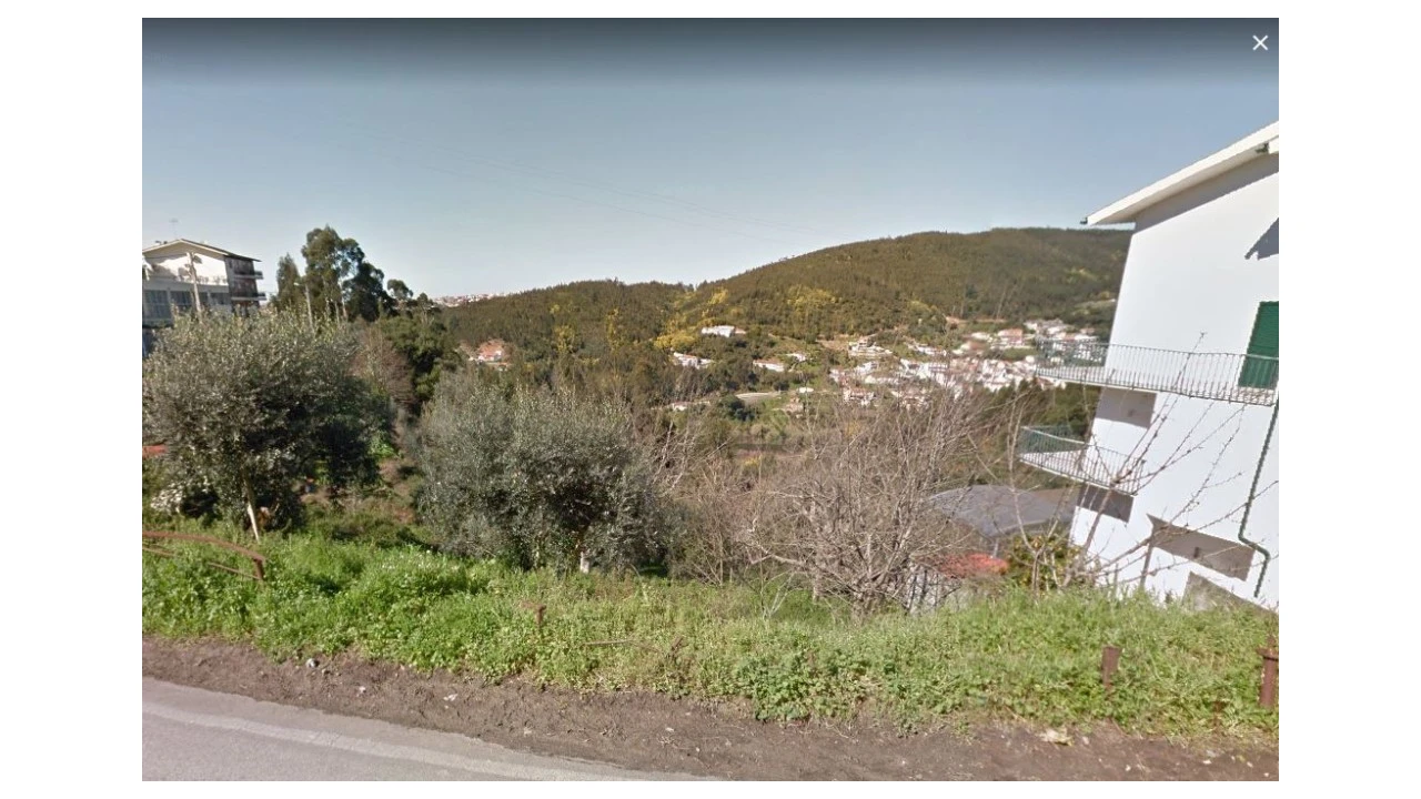 Terreno para Venda em Torres do Mondego Foto 1