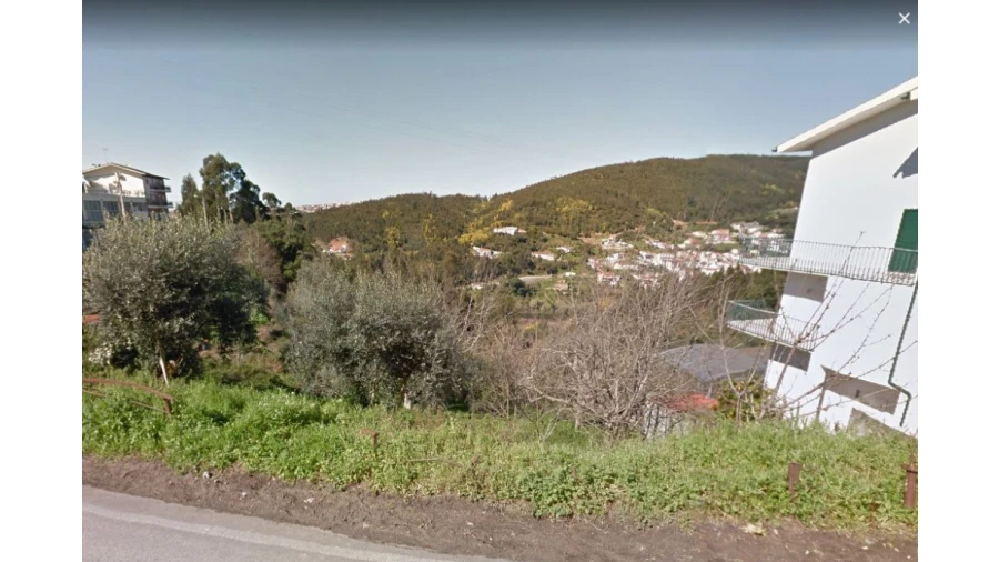 Terreno para Venda em Torres do Mondego Foto 1