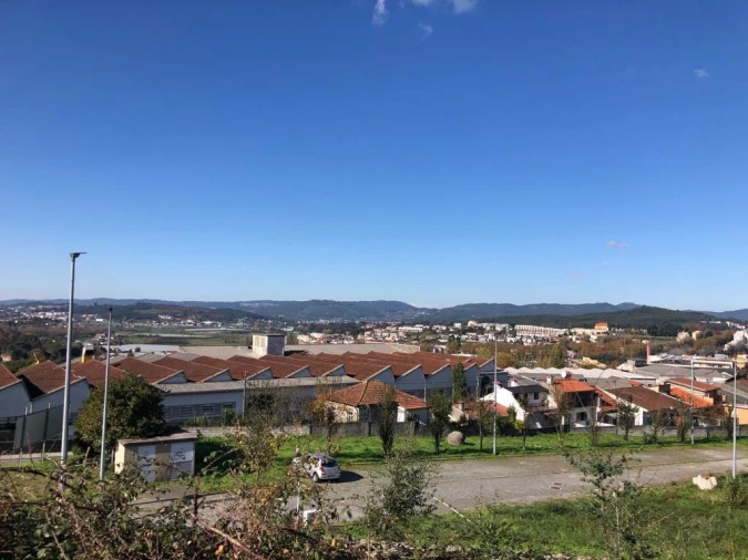 Terreno para Venda em Urgezes Foto 2
