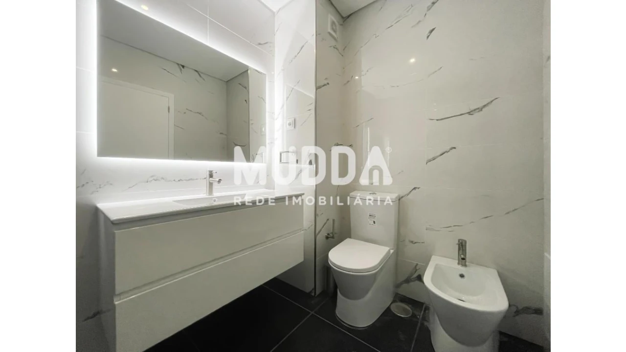 Apartamento T4 para Venda em O. Azeméis, Riba-Ul, Ul, Macinhata Seixa, Madail Foto 13