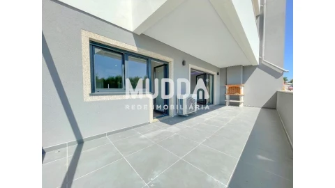 Apartamento T4 para Venda em O. Azeméis, Riba-Ul, Ul, Macinhata Seixa, Madail