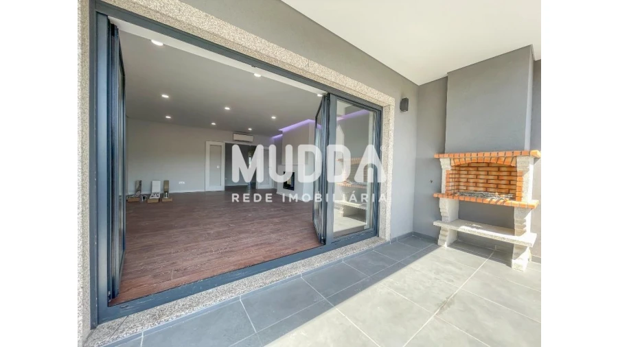 Apartamento T4 para Venda em O. Azeméis, Riba-Ul, Ul, Macinhata Seixa, Madail Foto 7