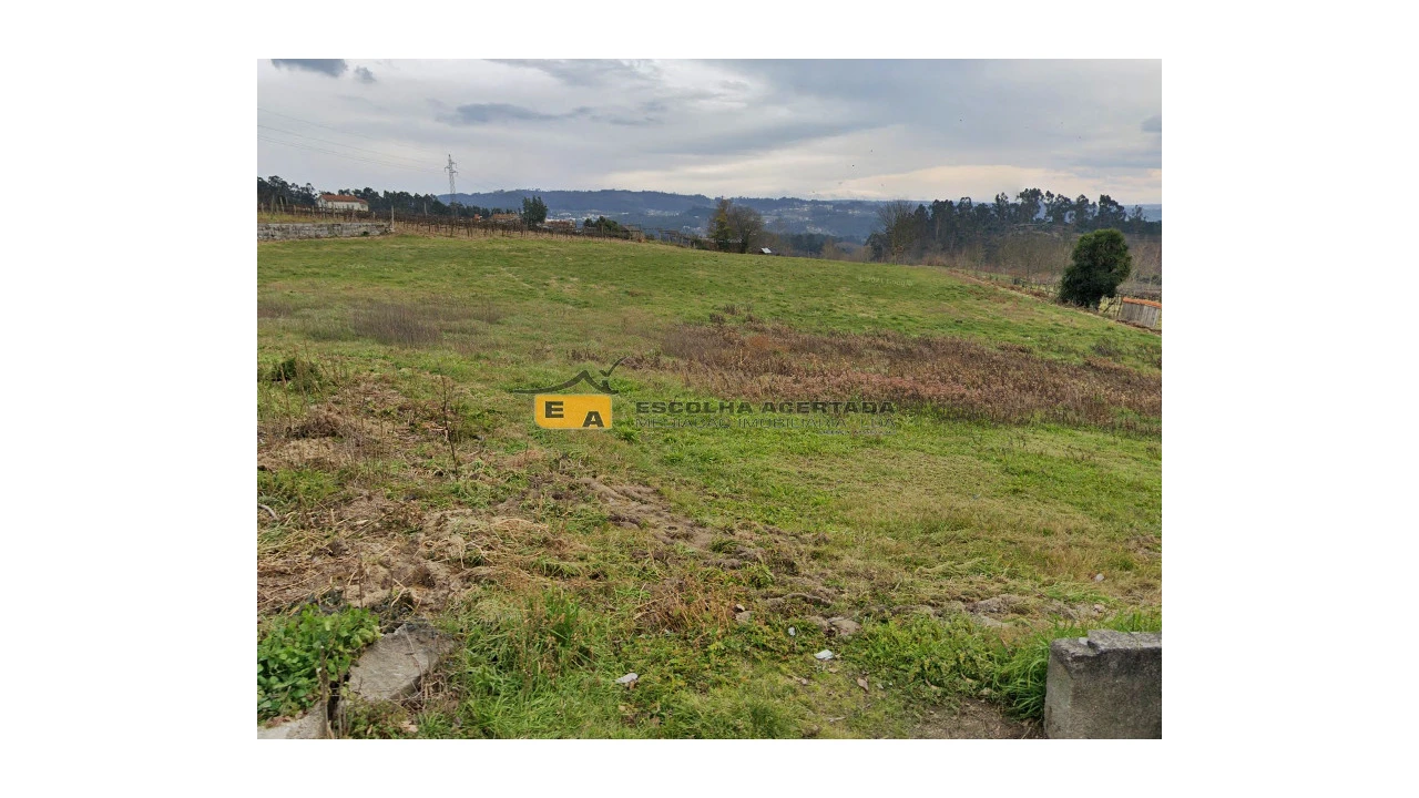 Terreno para Venda em Cernadelo e Lousada (São Miguel e Santa Margarida) Foto 1
