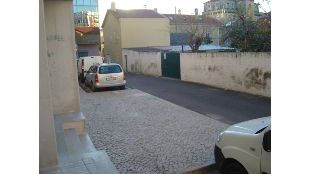 Loja para Venda em Oeiras e São Julião da Barra, Paço de Arcos e Caxias Foto 14