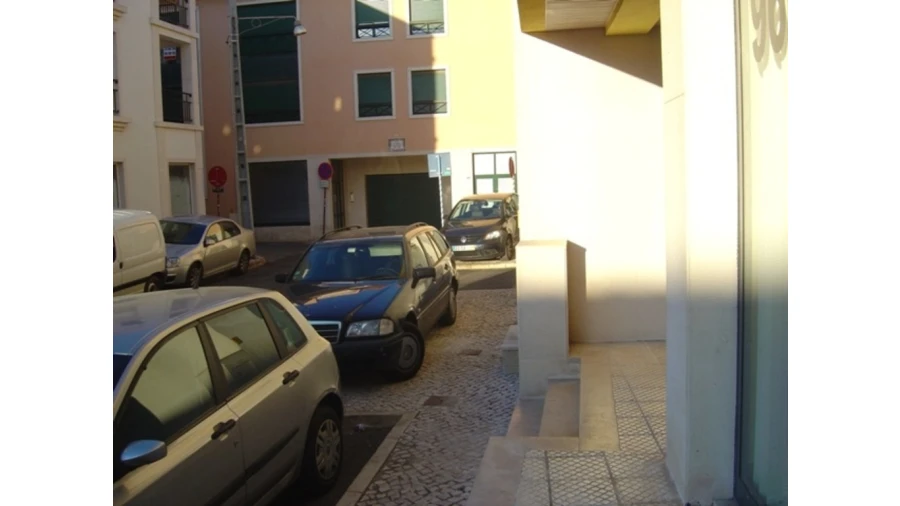 Loja para Venda em Oeiras e São Julião da Barra, Paço de Arcos e Caxias Foto 13