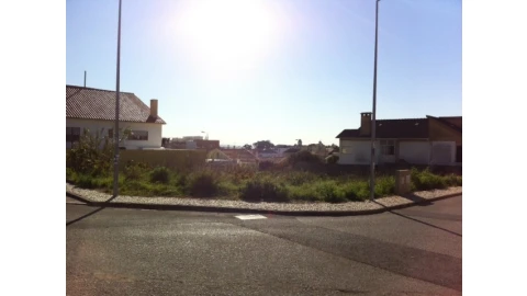 Terreno para Venda em Agualva e Mira-Sintra