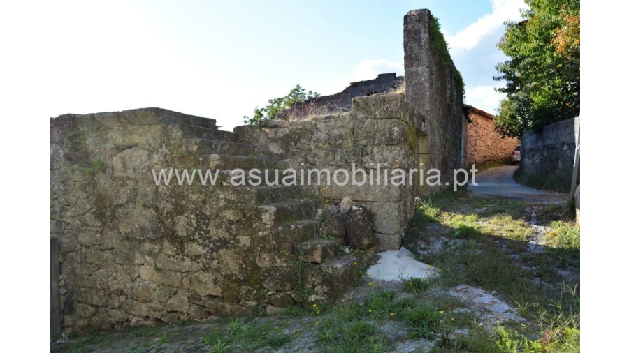 Moradia para Venda em Bouro (Santa Maria) Foto 9