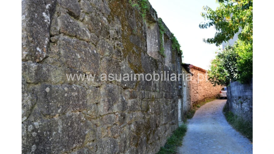 Moradia para Venda em Bouro (Santa Maria) Foto 4