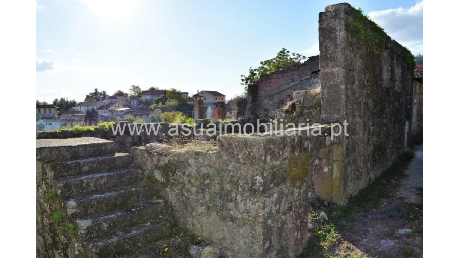 Moradia para Venda em Bouro (Santa Maria) Foto 3